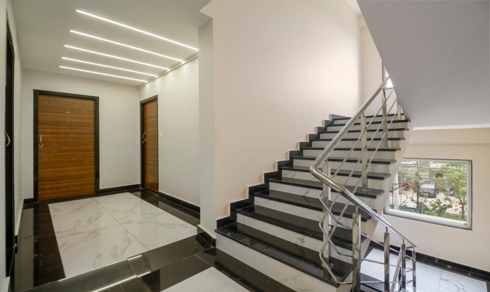Treebo Sea Heights Hotel Kākināda Екстериор снимка